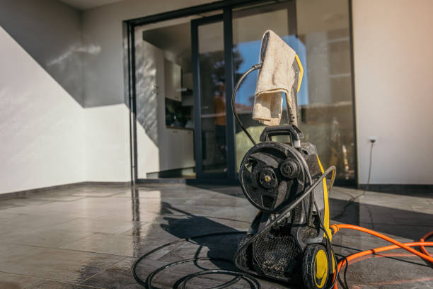 Best Pool Deck Cleaning in San Diego, CA